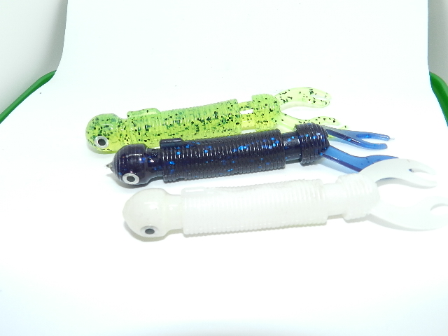 4.5" Crave Craw With Eyes
